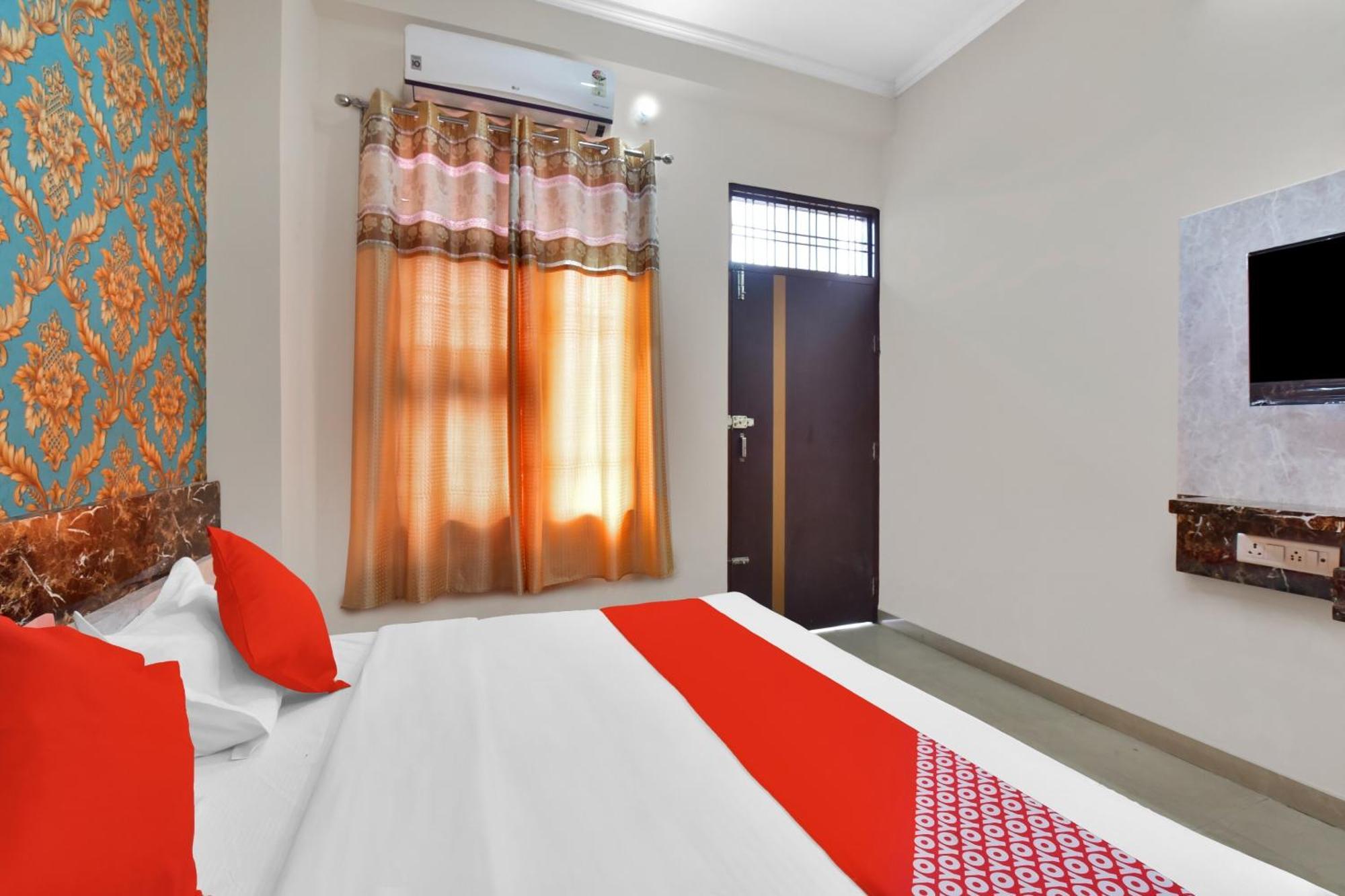 Hotel O Daily Джайпур Екстериор снимка